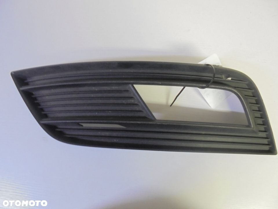 KRATKA ZDERZAKA LEWA AUDI A4 B8 8K0807681K - 1