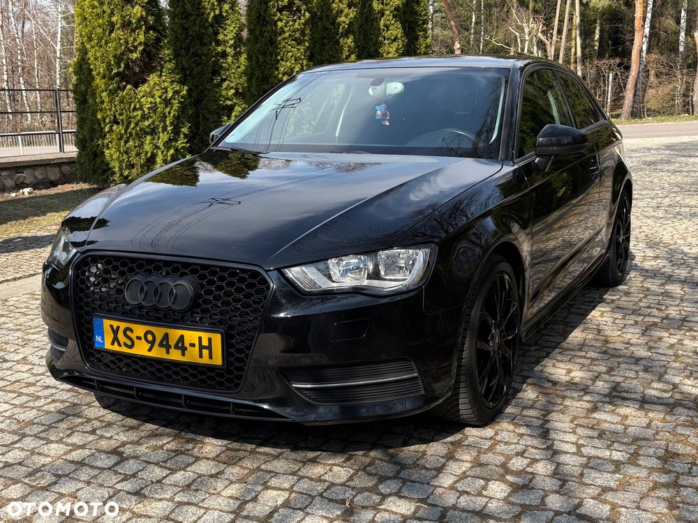 Audi A3 3-drzwiowe 1.6 TDI (clean diesel) Attraction - 2