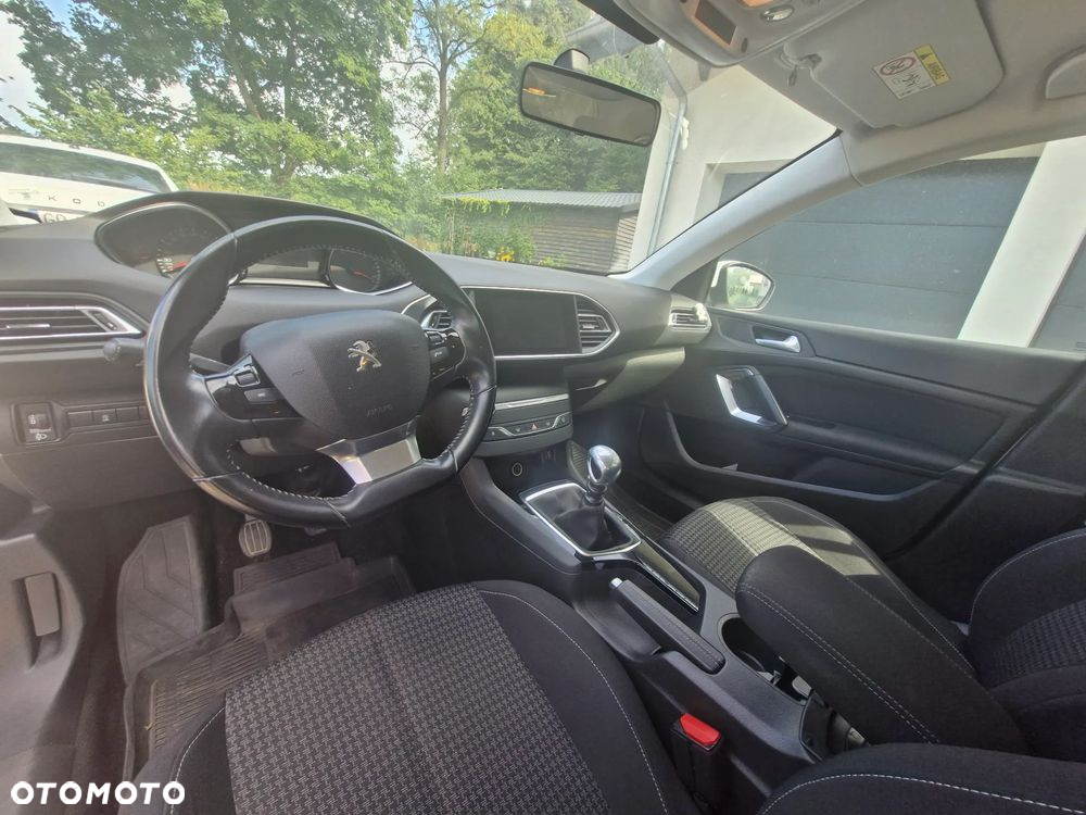 Peugeot 308 - 6