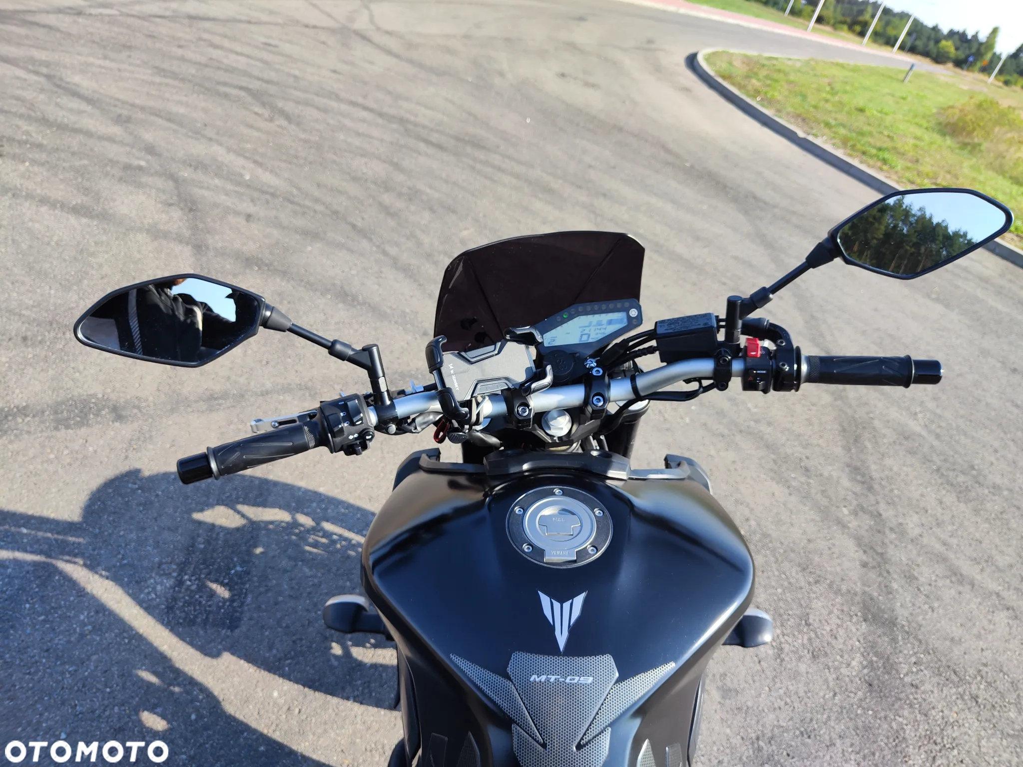 Yamaha MT - 9