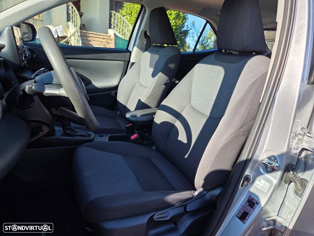 Toyota Yaris Cross 1.5 HDF Comfort - 11