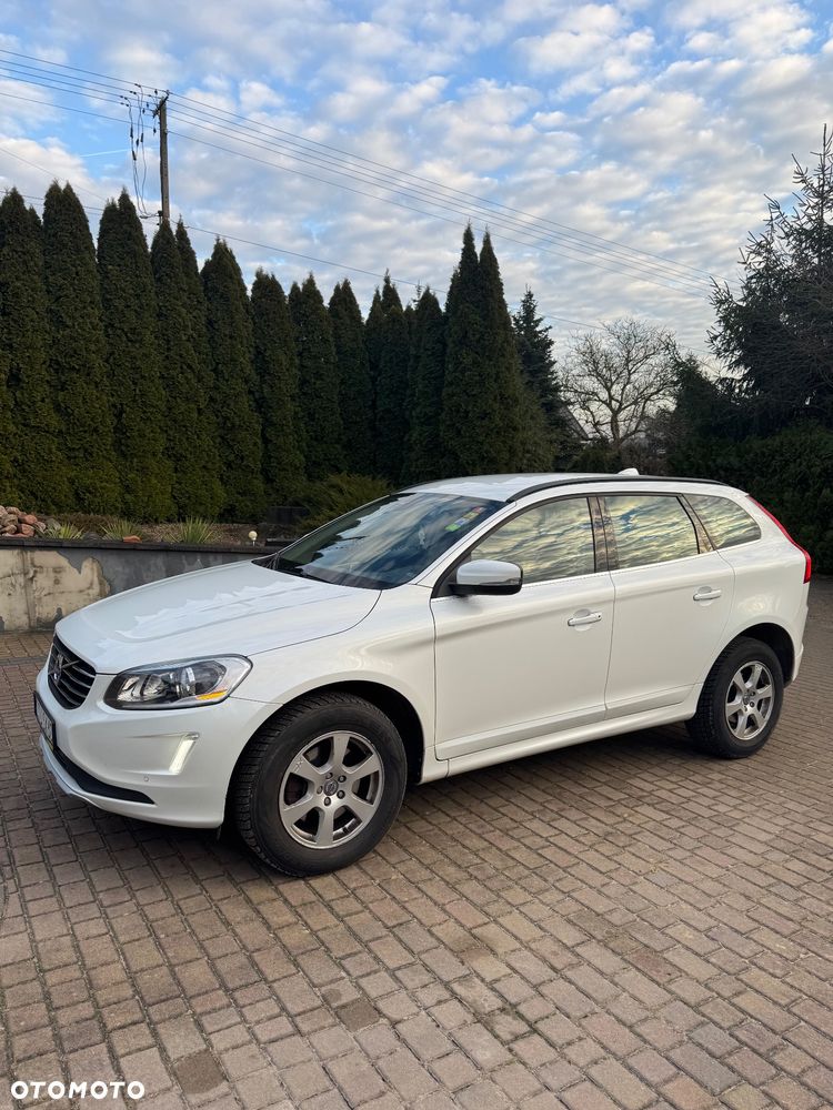 Volvo XC 60 D3 Momentum - 3