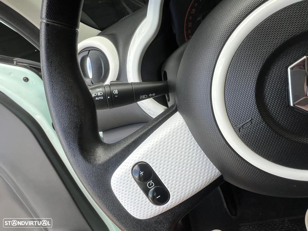 Renault Twingo SCe 70 Liberty - 15