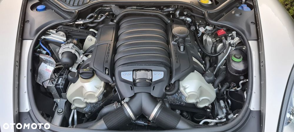 Porsche Panamera S PDK - 10