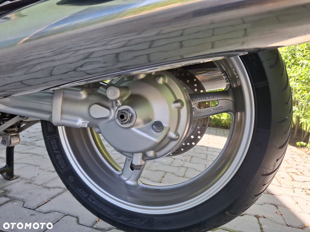 Yamaha FJR - 34