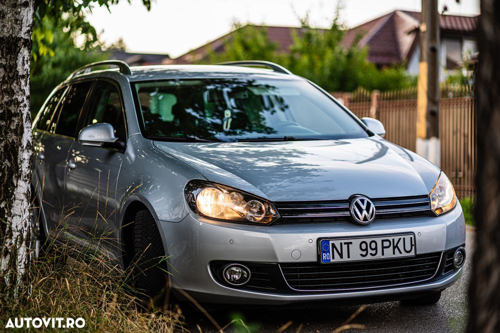 Volkswagen Golf 1.6 TDI DPF BlueMotion - 28