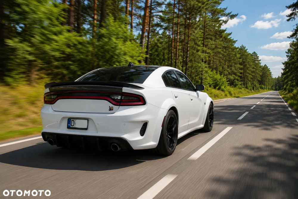 Dodge Charger 6.4 Scat Pack Widebody - 6