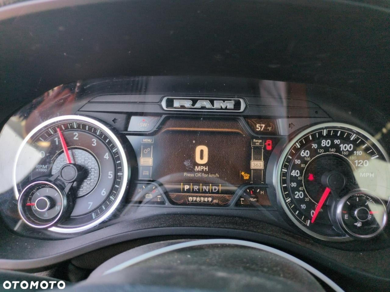 RAM 1500 - 11