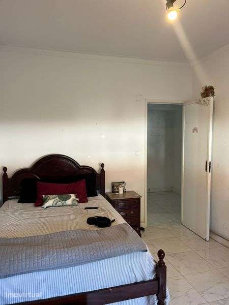 T1 Queluz de Baixo - Grande imagem: 3/7