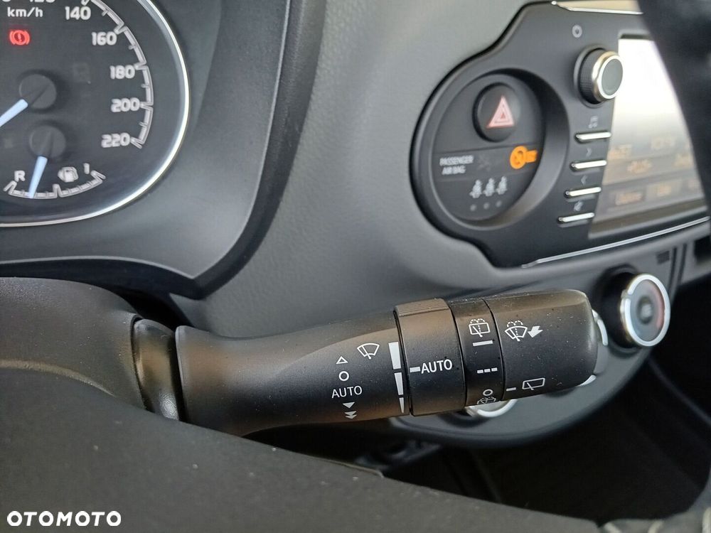 Toyota Yaris - 18