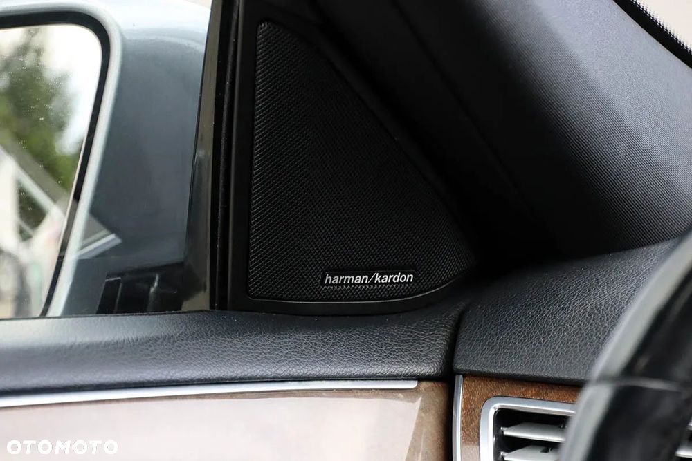 Mercedes-Benz Klasa E 200 CDI Elegance - 36