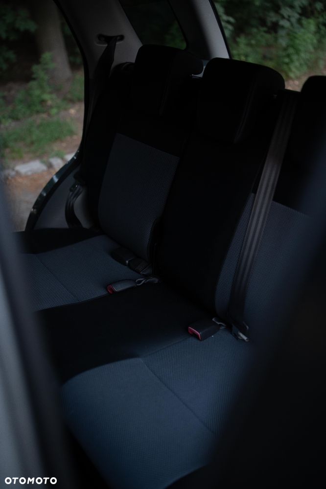 Suzuki SX4 1.6 GS / Premium - 14