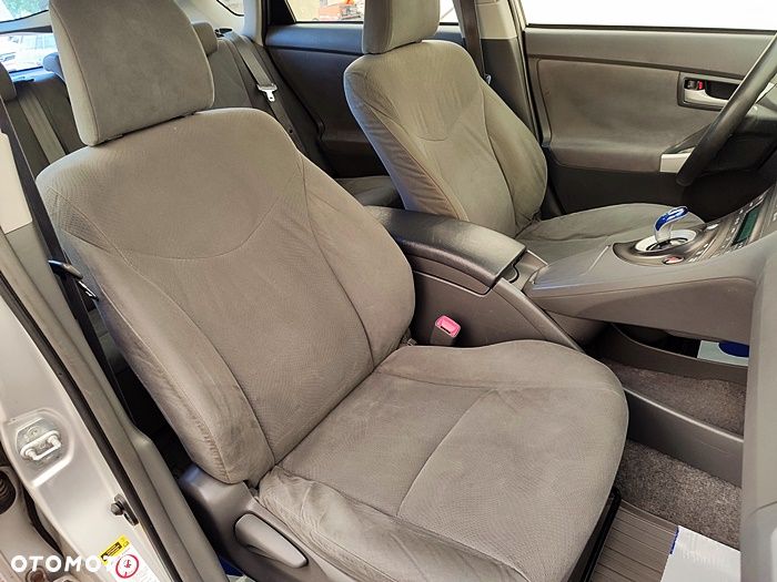 Toyota Prius - 38