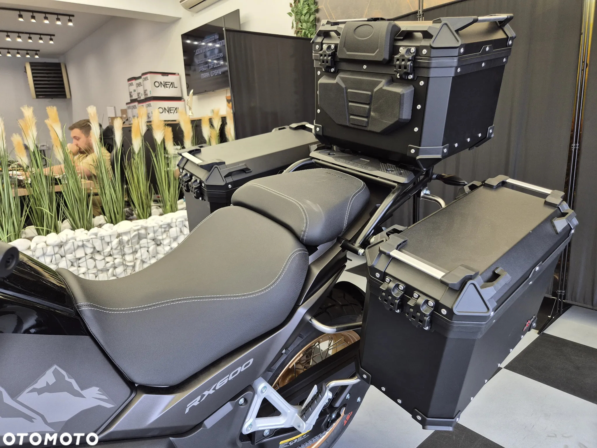 Junak RX600 - 14