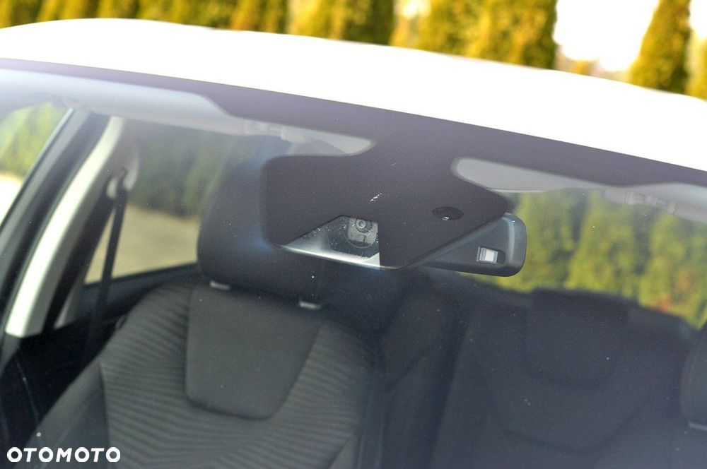 Ford S-Max 2.0 TDCi Trend - 12