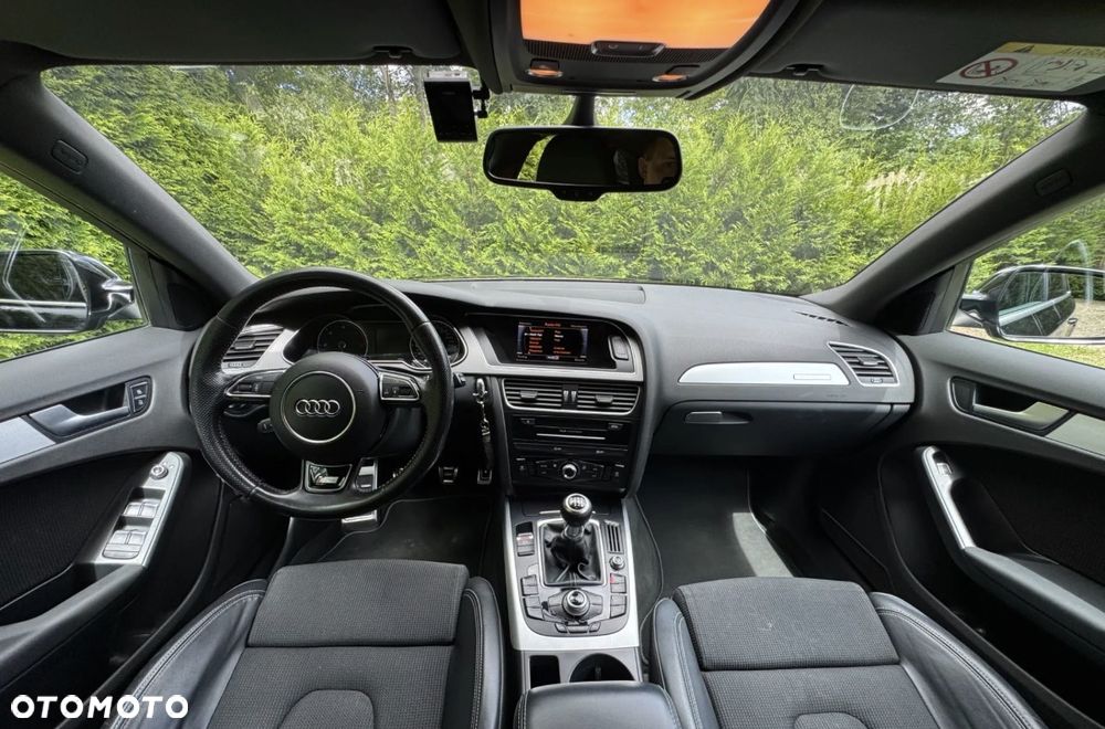 Audi A4 Avant 2.0 TDI DPF clean diesel quattro S line Sportpaket - 12