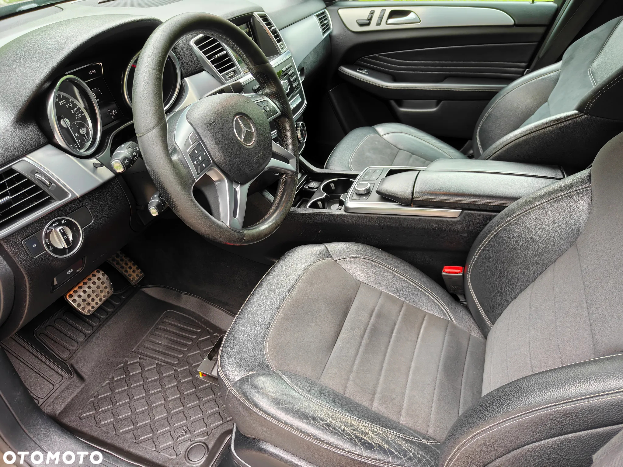 Mercedes-Benz ML 350 BlueTec 4-Matic - 17