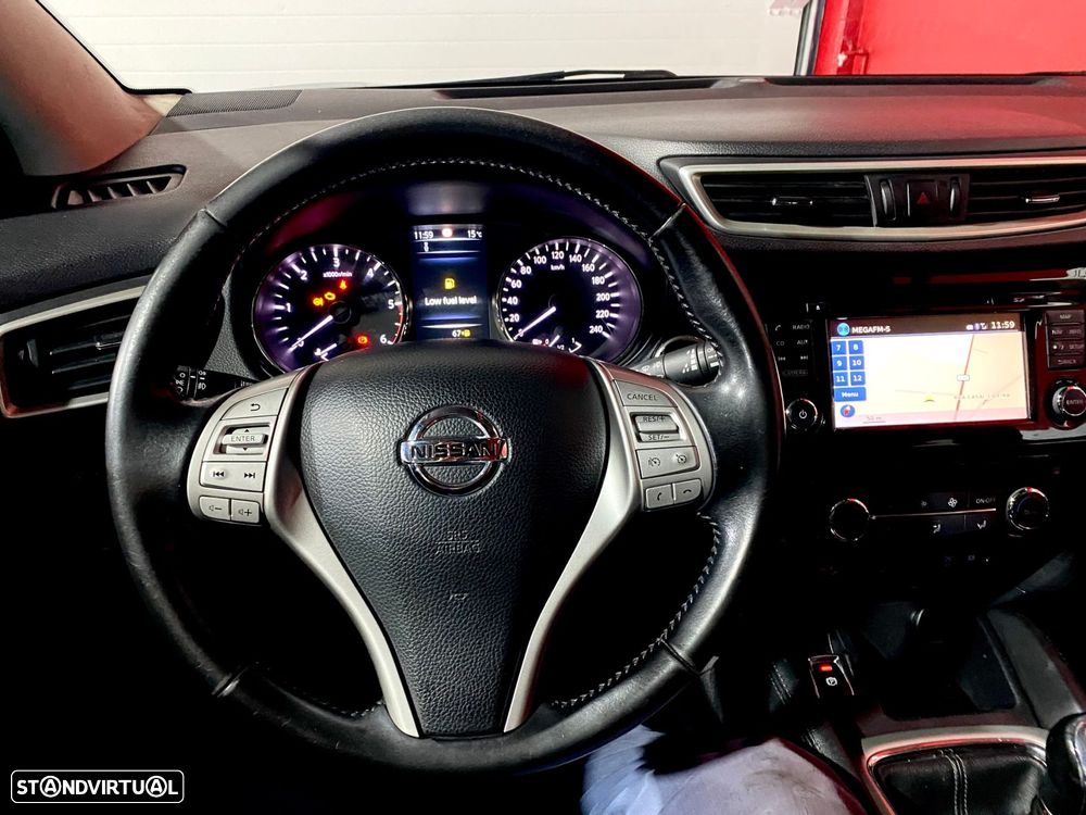 Nissan Qashqai 1.5 dCi Tekna Premium S Alcantara - 22