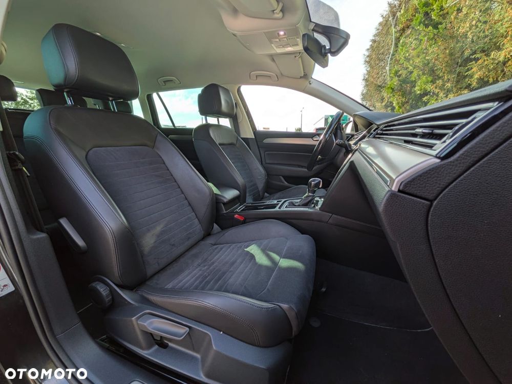 Volkswagen Passat 2.0 TDI SCR Highline DSG - 20