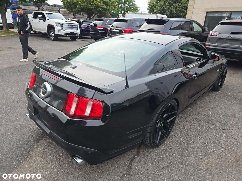 Ford Mustang 5.0 V8 GT Premium - 4