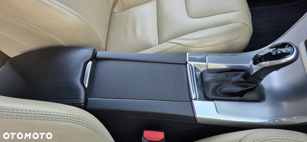 Volvo XC 60 - 32