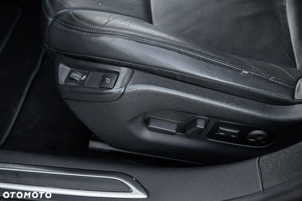 Citroën C5 Tourer HDi 165 FAP Exclusive - 22