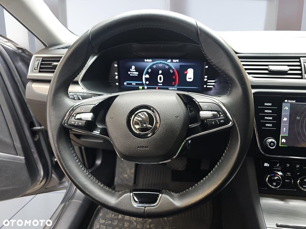 Skoda Superb 2.0 TSI Style DSG - 13