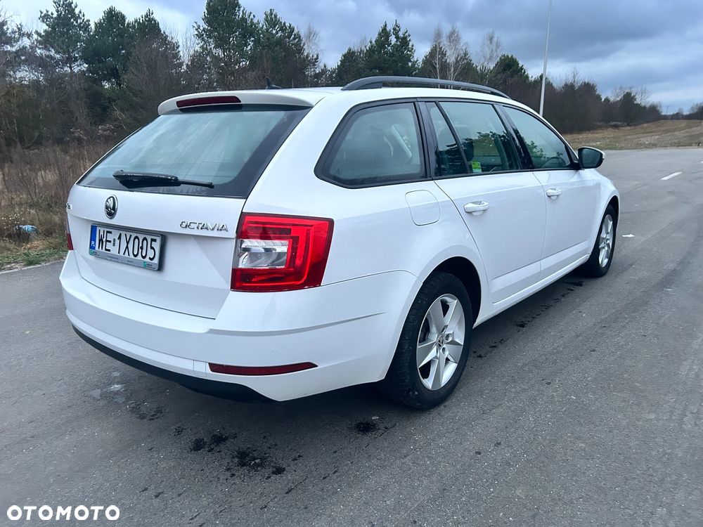 Skoda Octavia 1.6 TDI Ambition - 9