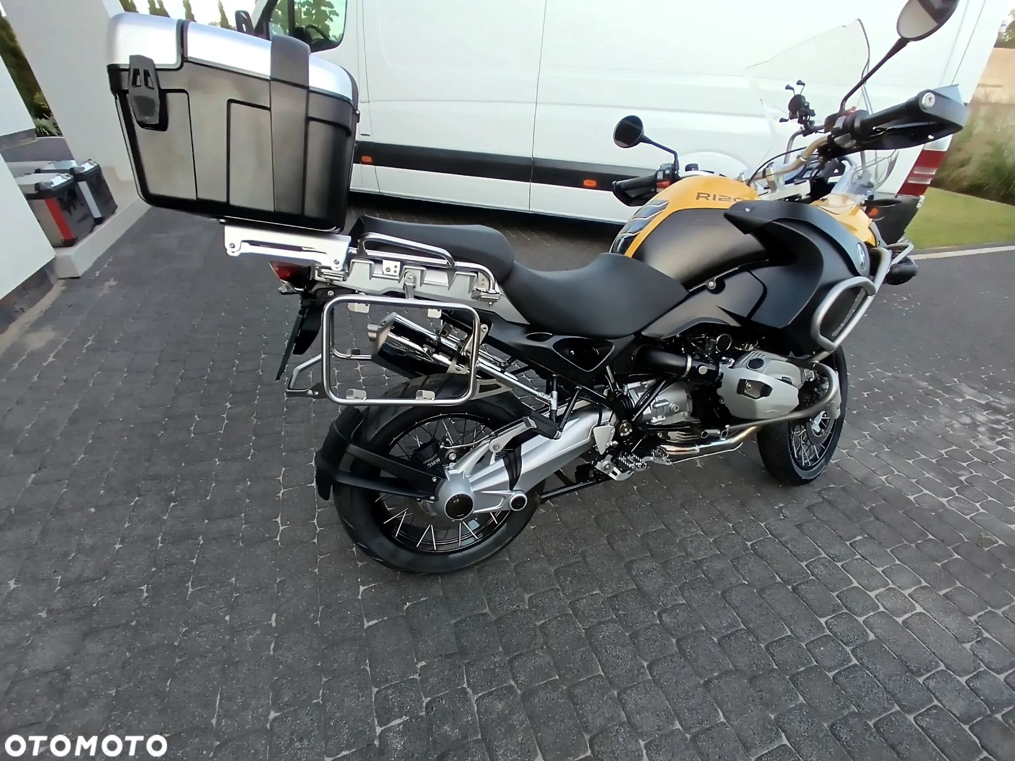 BMW Adventure - 30