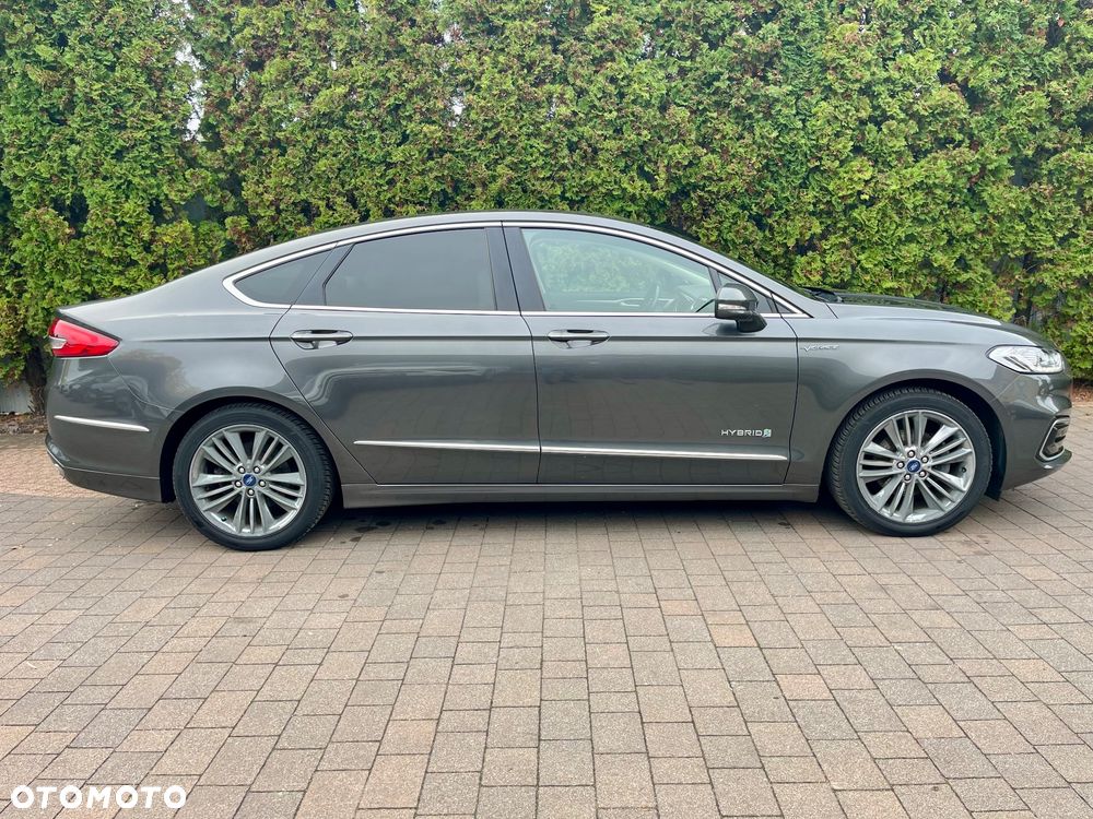 Ford Mondeo - 9