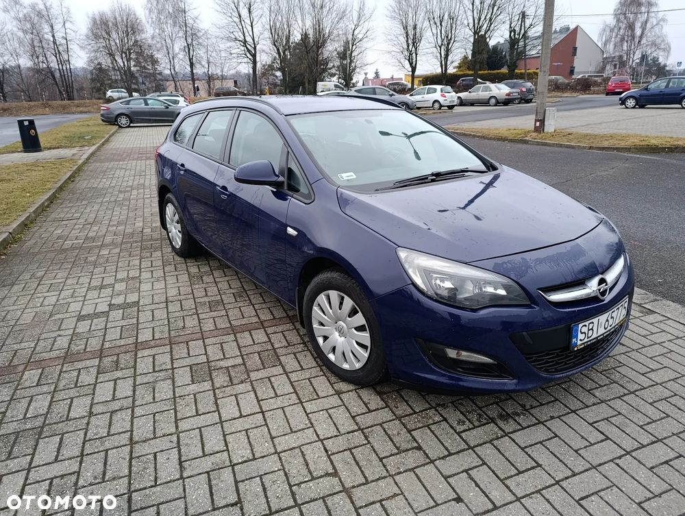 Opel Astra 1.6 CDTI Essentia - 4