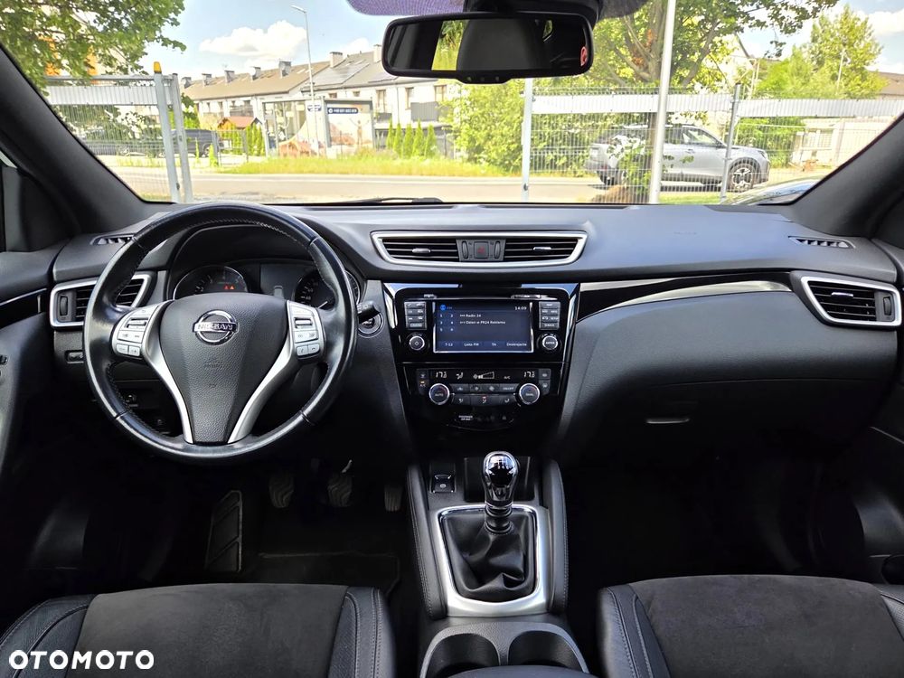 Nissan Qashqai 1.6 DIG-T N-Vision - 26