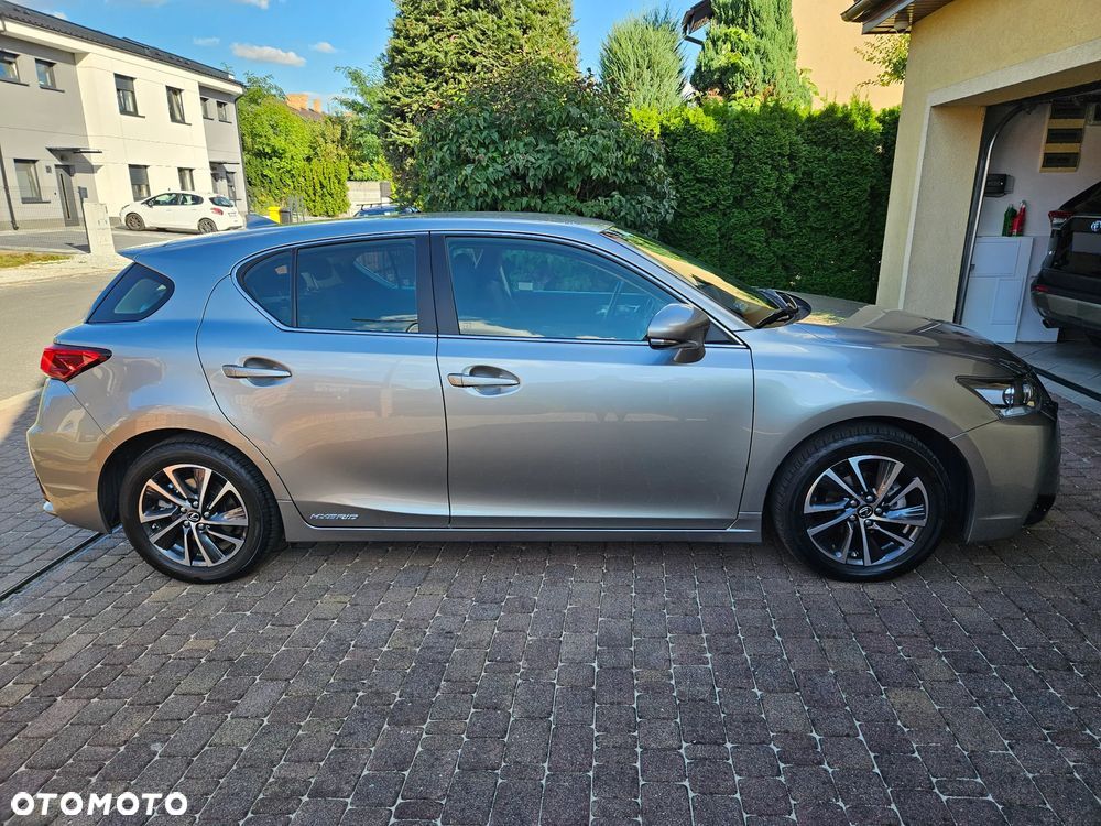 Lexus CT 200h Elegance - 3