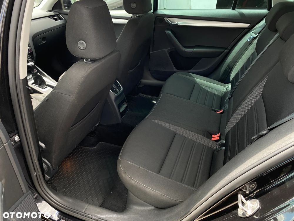 Skoda Octavia 1.5 TSI ACT Ambition - 15