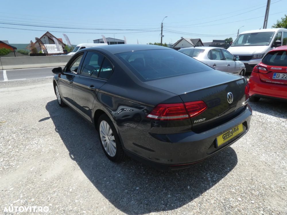 Volkswagen Passat Variant 2.0 TDI Comfortline - 4