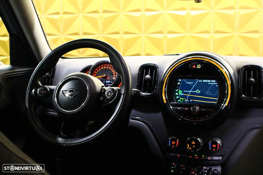 MINI Countryman One D 4Business - 19