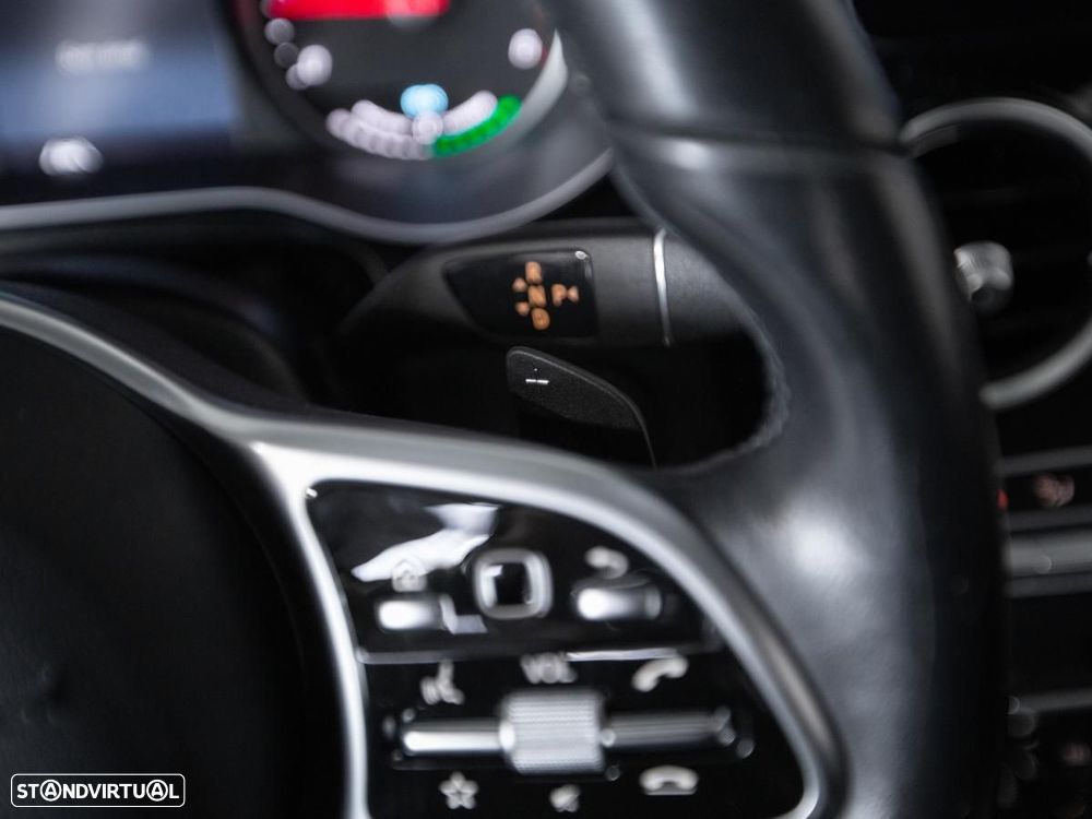 Mercedes-Benz GLC 300 de 4Matic - 17