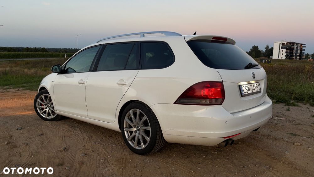 Volkswagen Golf 2.0 TDI Highline - 4