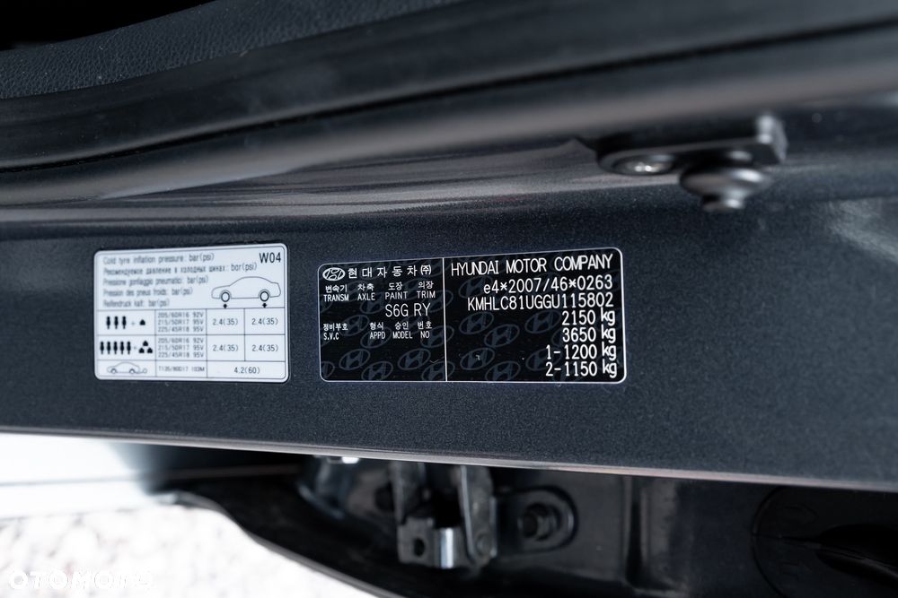 Hyundai i40 Kombi 1.7 CRDi DCT Premium - 18