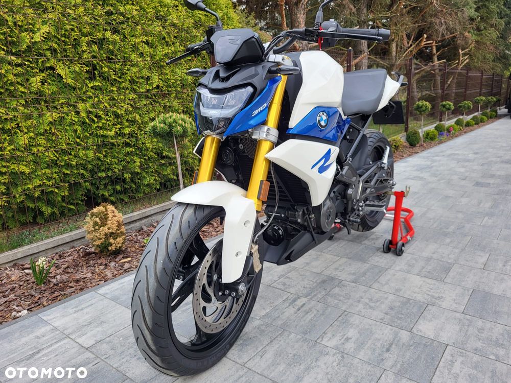 BMW G - 4
