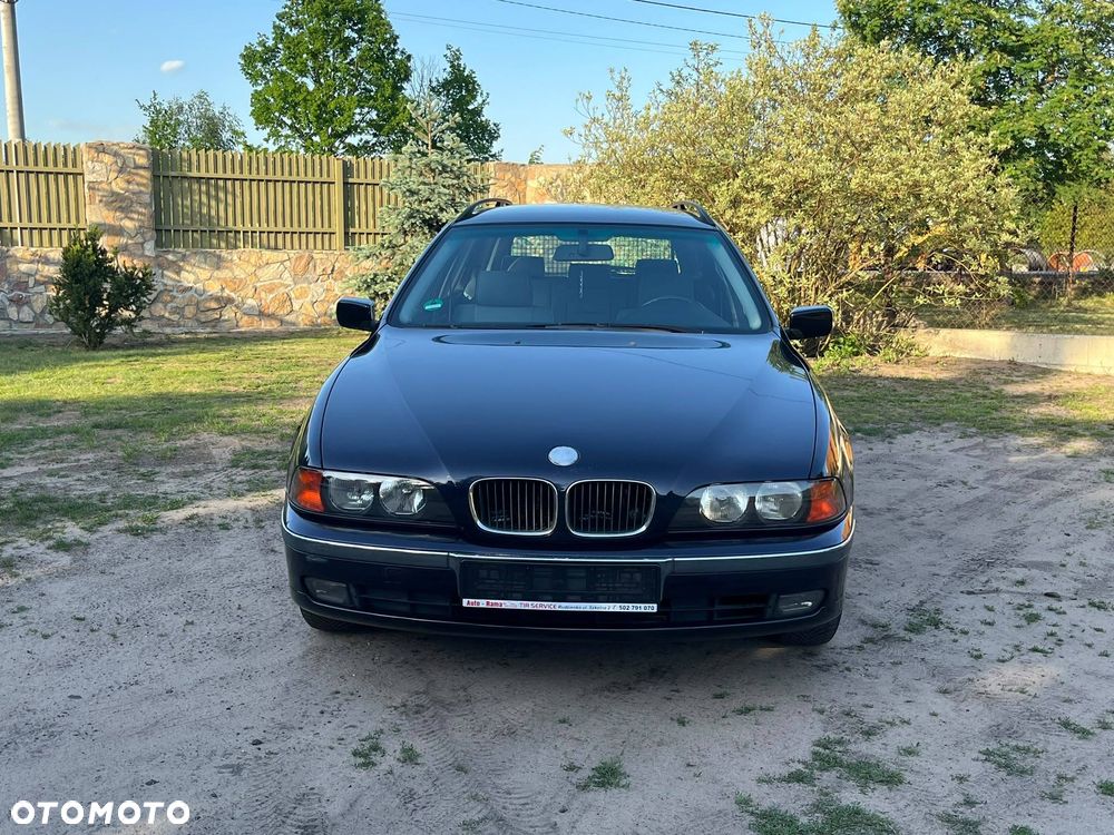 BMW Seria 5 - 10