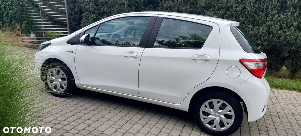 Toyota Yaris - 11