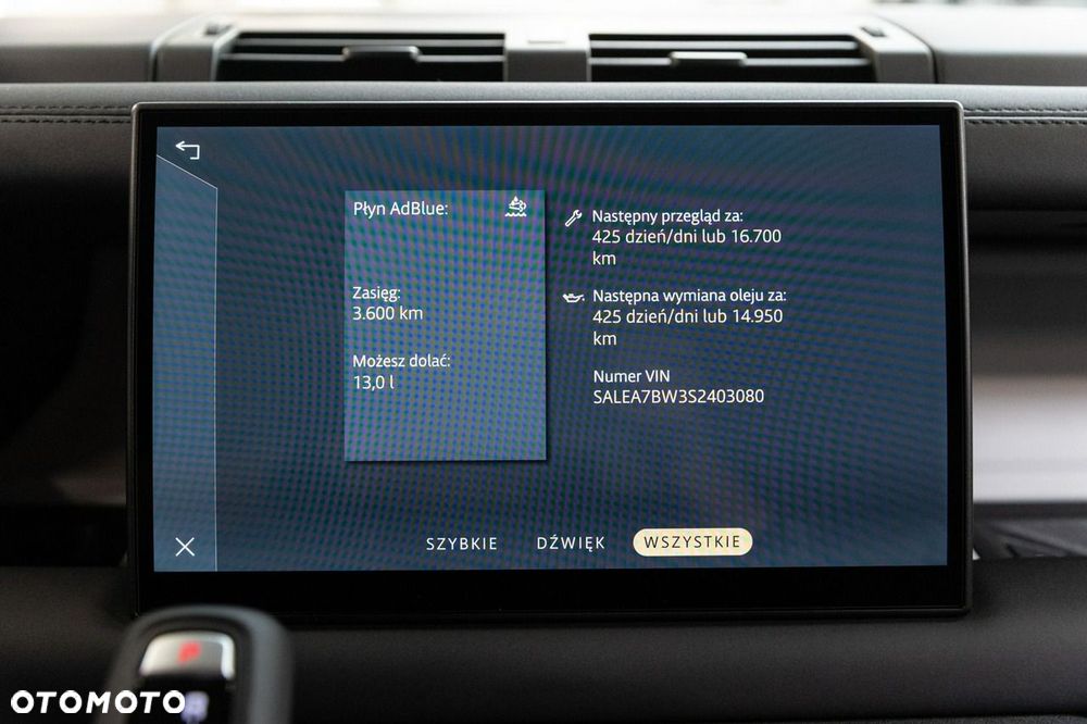 Land Rover Defender - 27