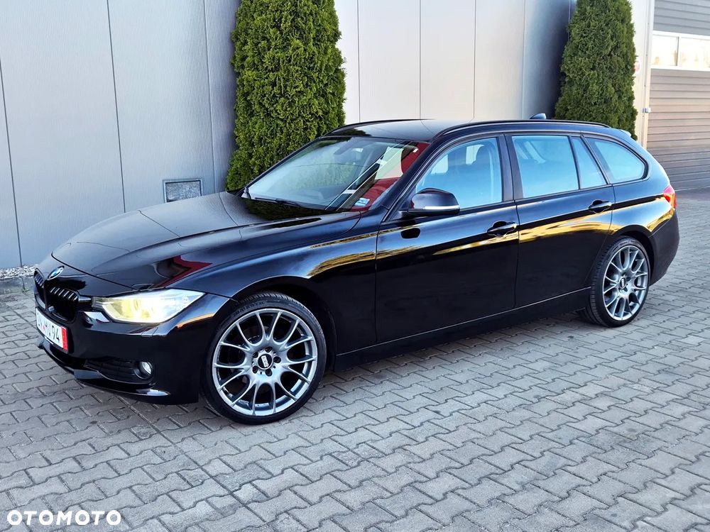 BMW Seria 3 318d DPF Edition Sport - 10