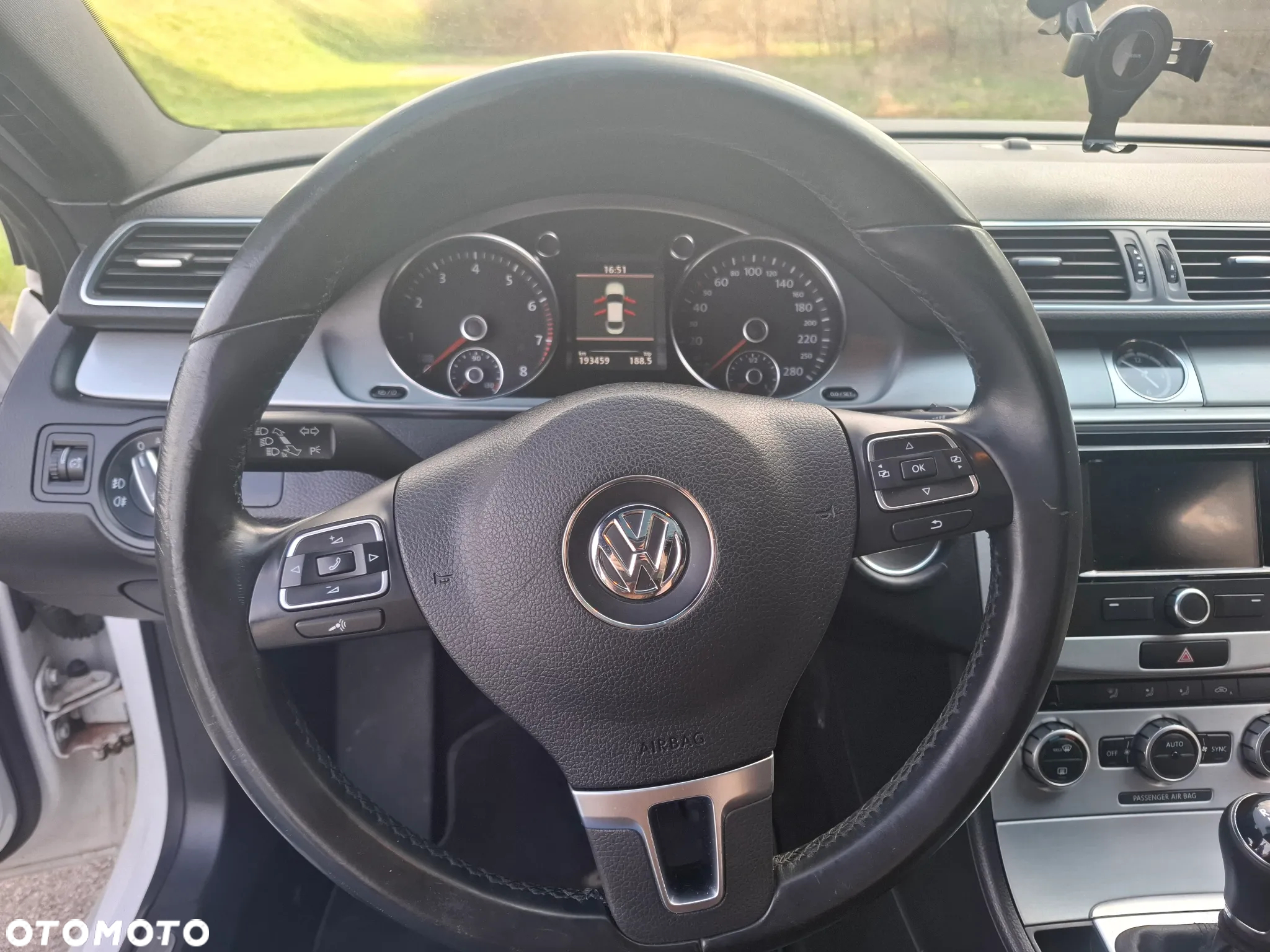 Volkswagen Passat CC - 16