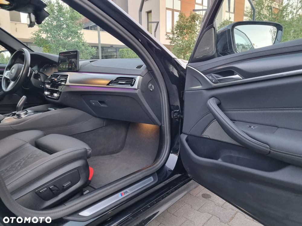 BMW Seria 5 520d xDrive MHEV M Sport sport - 14