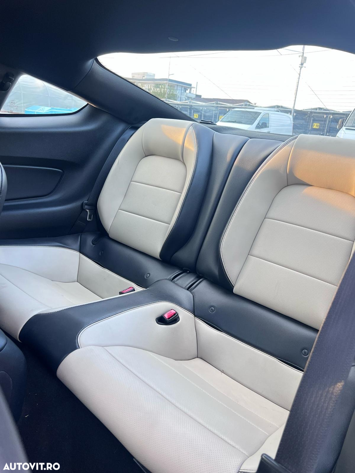 Ford Mustang 2.3 EcoBoost Aut. - 4