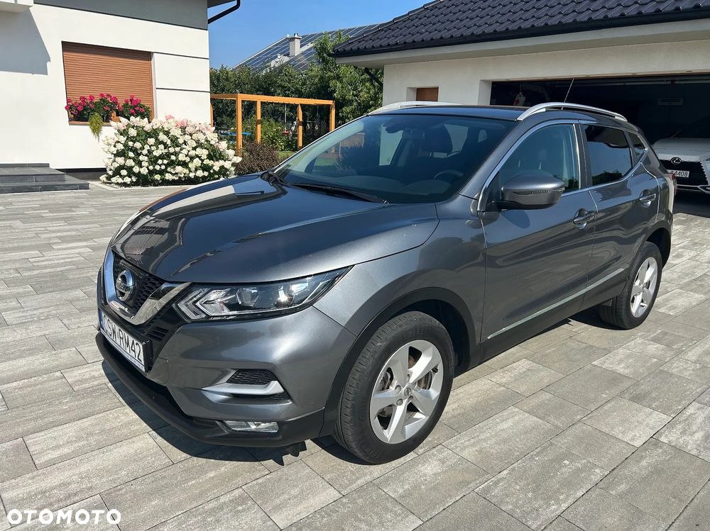 Nissan Qashqai 1.2 DIG-T N-Connecta EU6 - 2