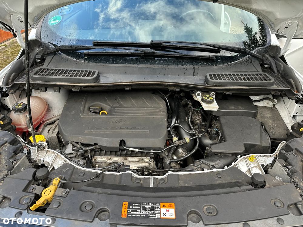 Ford Kuga 1.5 EcoBoost 2x4 ST-Line - 29