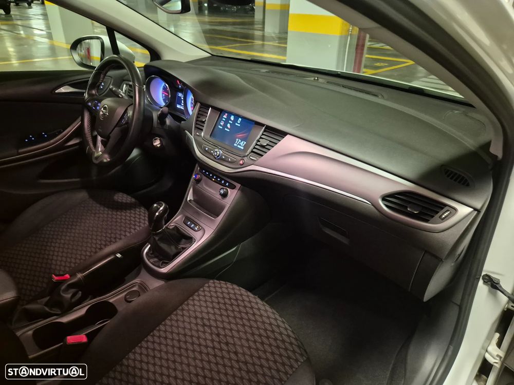 Opel Astra 1.0 Turbo S&S Dynamic - 34